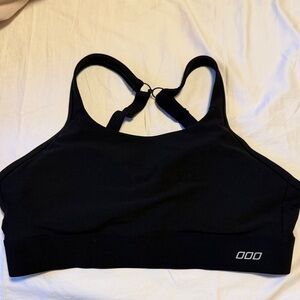 Amy Maximum Support Sports Bra Size L Color Black